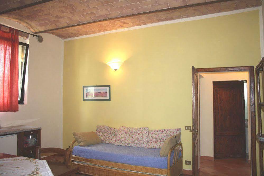 Agriturismo La Torretta Costalpino Bagian luar foto