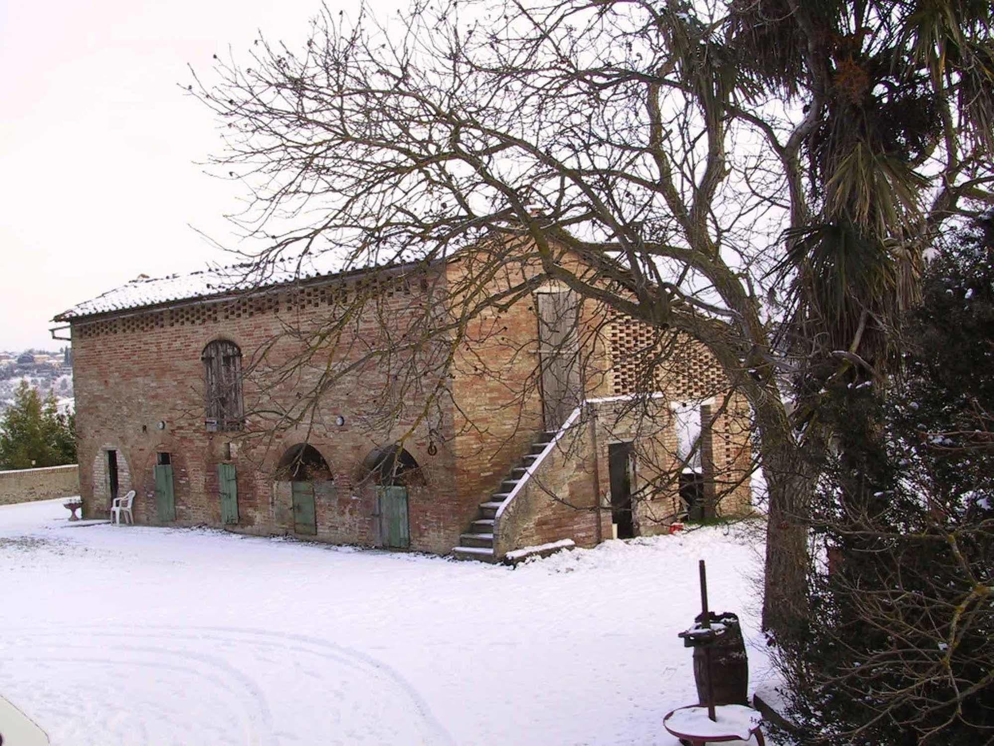 Agriturismo La Torretta Costalpino Bagian luar foto