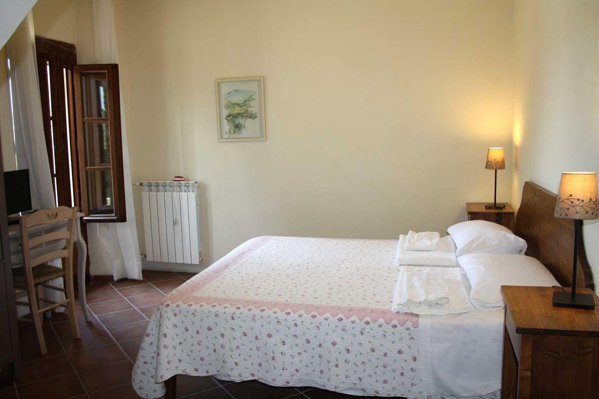 Agriturismo La Torretta Costalpino Bagian luar foto